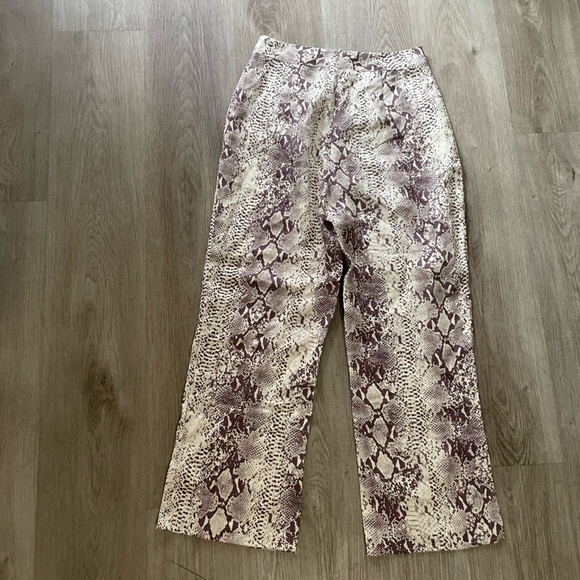 monday swimwear hamptons snake print high waist tailored fit crop linen pants - Picture 3 of 5